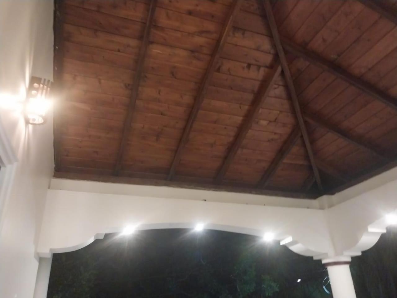 Javi Holiday Home トリンコマリー エクステリア 写真